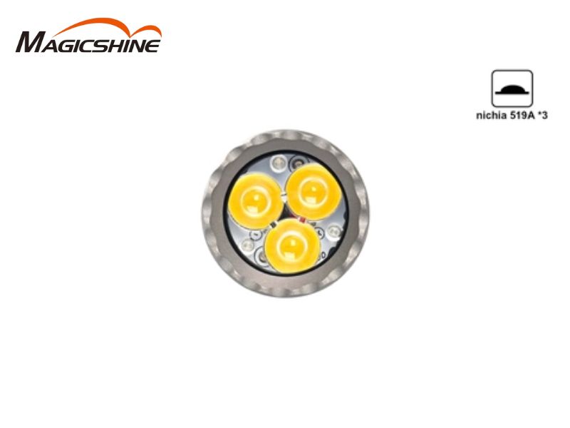 Hình ảnh chip led nichia ở đèn pin siêu sáng