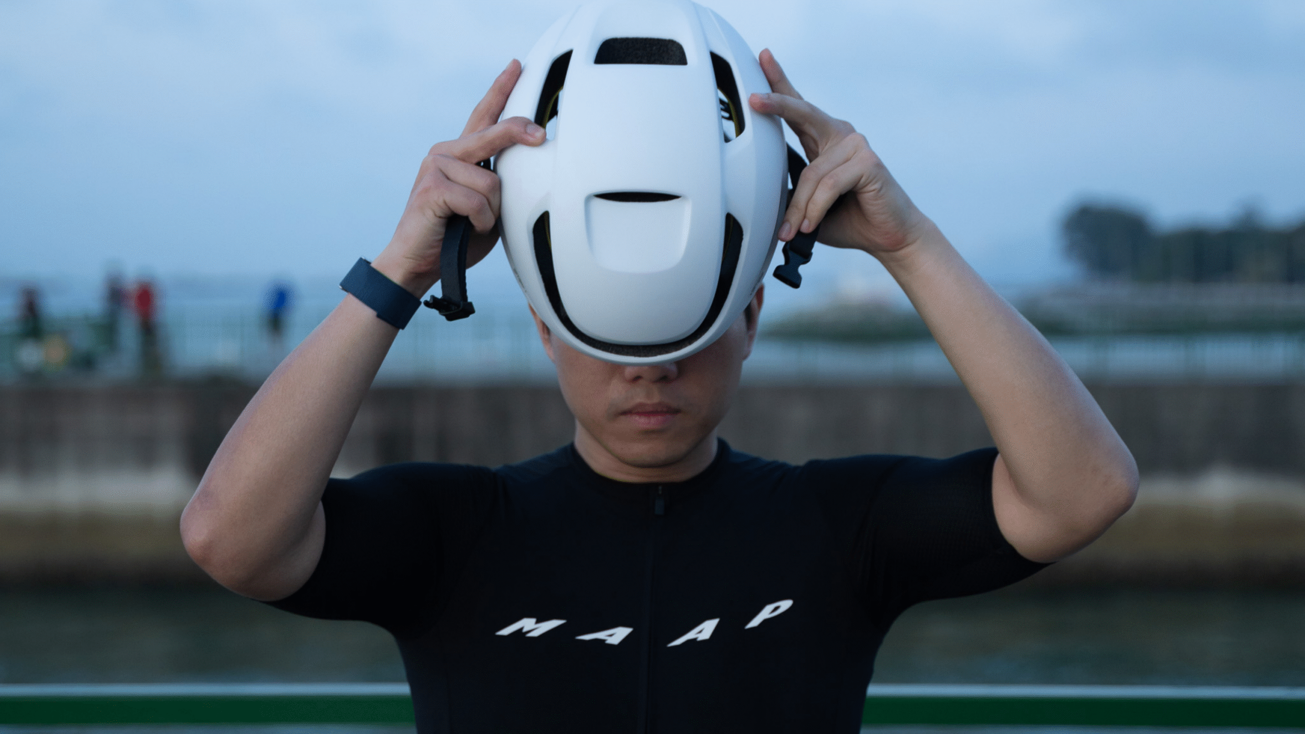 Mũ bảo hiểm Lumos Ultra Aero GT form châu Á ôm vừa vặn