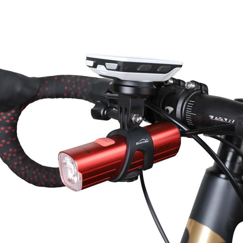 Đèn xe đạp Magicshine ALLTY 1500S lắp kèm giá đỡ và đồng hồ GPS trên ghi đông